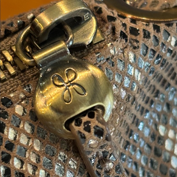 HOBO Leather Snakeskin Embossed Crossbody Gold Hardware EUC Bohemian Gorgeous 🖤 - Picture 9 of 17